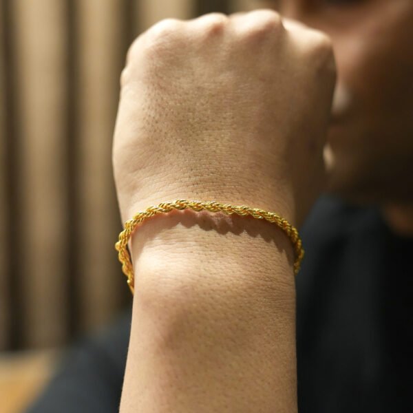 Elegant Twisted Rope Gold Bracelet for Men 0.8mm